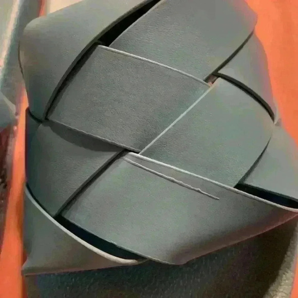 Slides - Picture 8 of 8